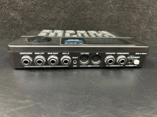 Alesis - SR-16 2